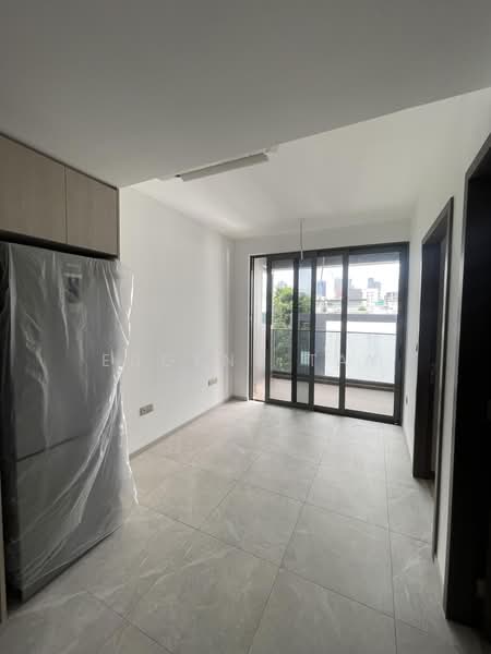 Orchard Sophia, 128 Sophia Road, 2 Bedrooms, 581 sqft, Condominium For Rent, by Eugene Tay, 500222249 - Balcony - PropertyGuru.com.sg