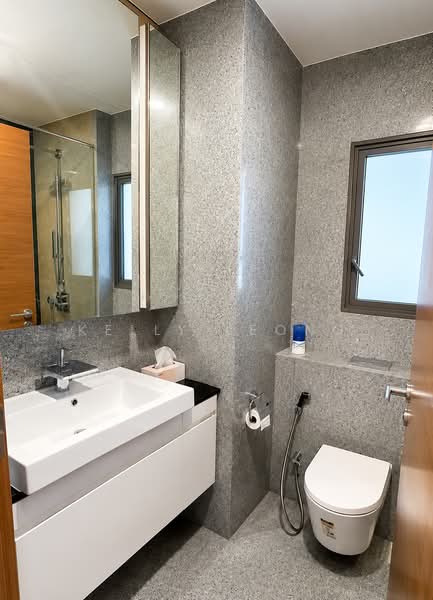 Seahill, West Coast Crescent, 1 Bedroom, 517 sqft, Condominium For Rent, by Kelly Leong, 500222252 - Bathroom - PropertyGuru.com.sg