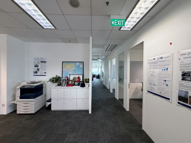 Suntec City Tower, 6 Temasek Boulevard, 3,079 sqft, Office For Rent, by Patrick Ong 王鹏若(安仔), 500222254 - Corridor - CommercialGuru.com.sg