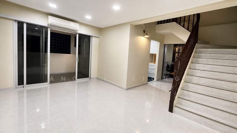 539 Serangoon North Avenue 4, 539 Serangoon North Avenue 4, 4 Bedrooms, 1,604 sqft, HDB Flat For Sale, by Ang Pei Xiong, 500222255 - Living Room - PropertyGuru.com.sg