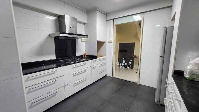539 Serangoon North Avenue 4, 539 Serangoon North Avenue 4, 4 Bedrooms, 1,604 sqft, HDB Flat For Sale, by Ang Pei Xiong, 500222255 - Kitchen - PropertyGuru.com.sg