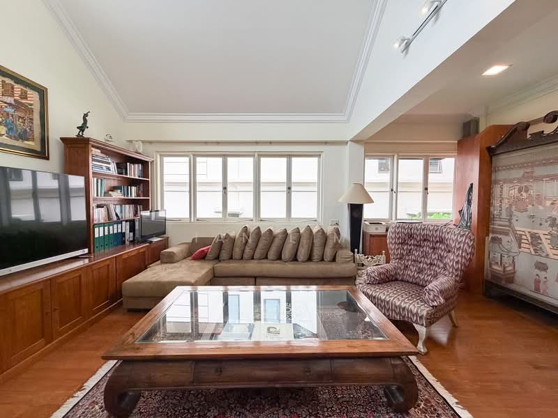 Serangoon Garden Estate, Cooling Close, 5 Bedrooms, 5,200 sqft, Corner Terrace For Sale, by Ian Lim, 500222259 - Living Room - PropertyGuru.com.sg