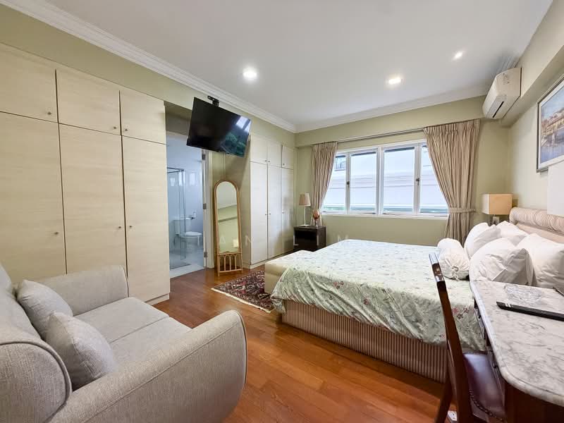Serangoon Garden Estate, Cooling Close, 5 Bedrooms, 5,200 sqft, Corner Terrace For Sale, by Ian Lim, 500222259 - Bedroom - PropertyGuru.com.sg