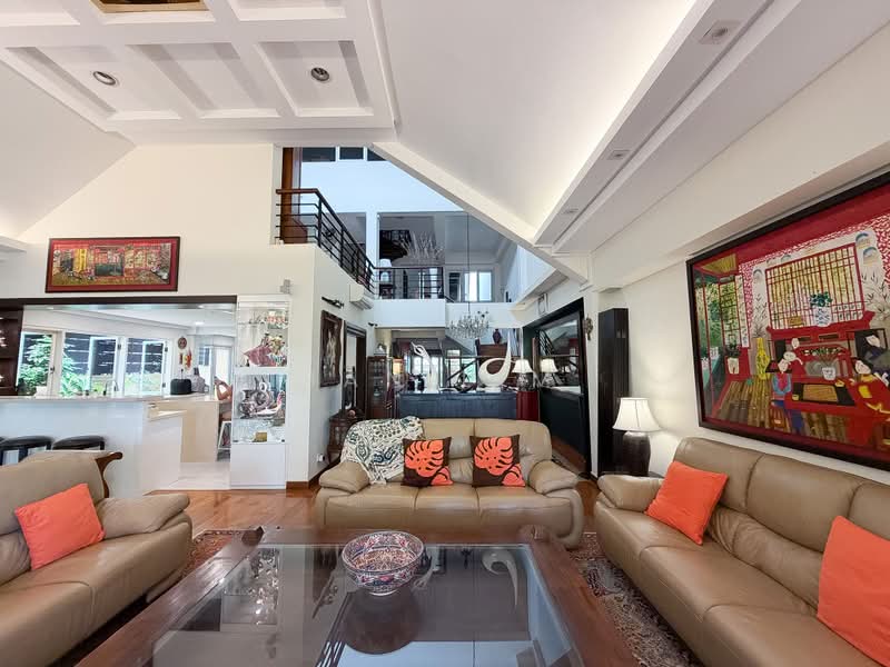 Serangoon Garden Estate, Cooling Close, 5 Bedrooms, 5,200 sqft, Corner Terrace For Sale, by Ian Lim, 500222259 - Living Room - PropertyGuru.com.sg