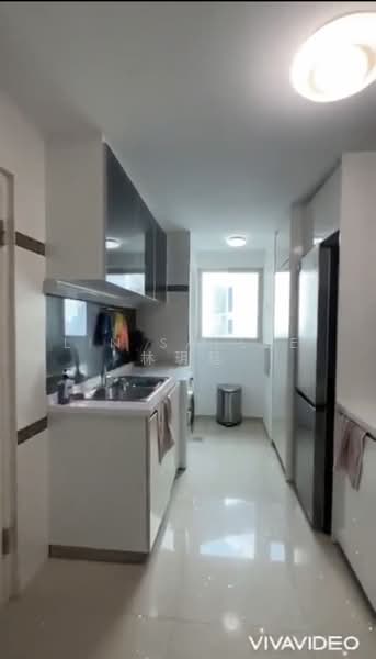 The Vision, 73 West Coast Crescent, 3 Bedrooms, 1,302 sqft, Condominium For Rent, by Lin Sallee 林玥廷, 500222261 - Kitchen - PropertyGuru.com.sg