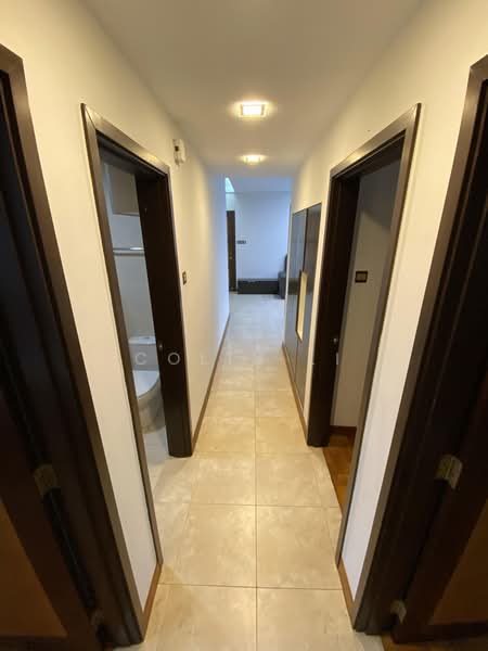 Casablanca, 25 Rosewood Drive, 3 Bedrooms, 1,109 sqft, Condominium For Sale, by Colin Li, 500222264 - Corridor - PropertyGuru.com.sg