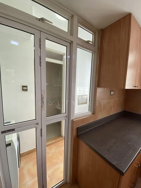 Casablanca, 25 Rosewood Drive, 3 Bedrooms, 1,109 sqft, Condominium For Sale, by Colin Li, 500222264 - Kitchen - PropertyGuru.com.sg