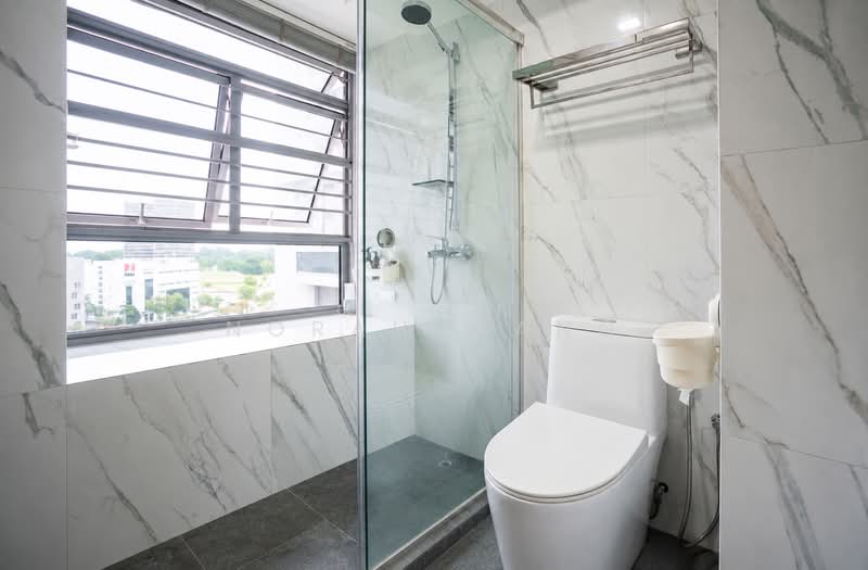 139A Lorong 1A Toa Payoh, 139A Lorong 1A Toa Payoh, 3 Bedrooms, 980 sqft, HDB Flat For Sale, by Norah Wang, 500222272 - Bathroom - PropertyGuru.com.sg