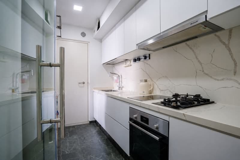 139A Lorong 1A Toa Payoh, 139A Lorong 1A Toa Payoh, 3 Bedrooms, 980 sqft, HDB Flat For Sale, by Norah Wang, 500222272 - Kitchen - PropertyGuru.com.sg