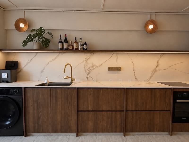 10 Gloucester Road, 10 Gloucester Road, 2 Bedrooms, 721 sqft, HDB Flat For Sale, by WeiPin Oon, 500222273 - Kitchen - PropertyGuru.com.sg