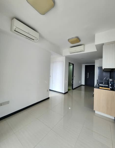 Gem Residences, , 2 Bedrooms, 570 sqft, Condominium For Rent, by Gene Pok, 500222275 - Interior - PropertyGuru.com.sg