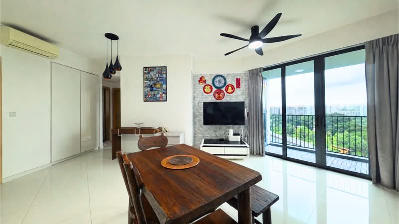 Eight Courtyards, 12A Canberra Drive, 2 Bedrooms, 872 sqft, Condominium For Sale, by Lucas Tan, 500222281 - Living Room - PropertyGuru.com.sg