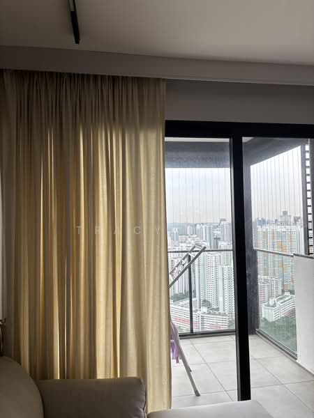 Avenue South Residence, 1 Silat Avenue, Alexandra / Commonwealth, 2 Bedrooms, 657 sqft, Condominium For Sale, by Tracy Liu, 500222286 - Balcony - PropertyGuru.com.sg