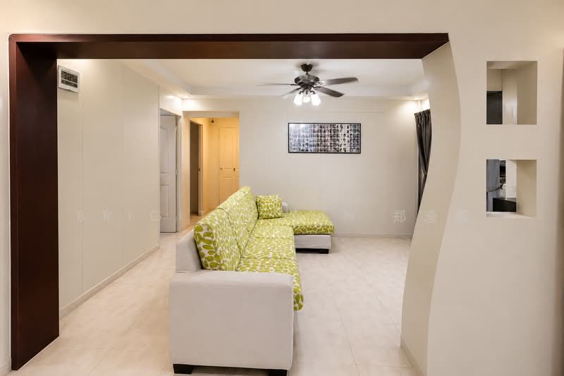 892A Woodlands Drive 50, 892A Woodlands Drive 50, 3 Bedrooms, 1,076 sqft, HDB Flat For Sale, by Brigitte Tan 郑滢薇, 500222296 - Living Room - PropertyGuru.com.sg