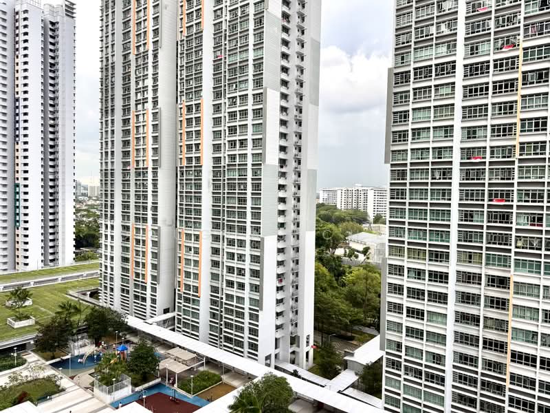 26 Ghim Moh Link, 26 Ghim Moh Link, 2 Bedrooms, 732 sqft, HDB Flat For Sale, by Douglas Chew, 500222299 - Exterior - PropertyGuru.com.sg