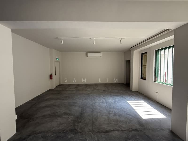 Shophouse Office Space at Jalan Besar, Farrer Park / Serangoon Rd, 2,336 sqft, Office For Rent, by Sam Alakasam, 500222300 - Interior - CommercialGuru.com.sg