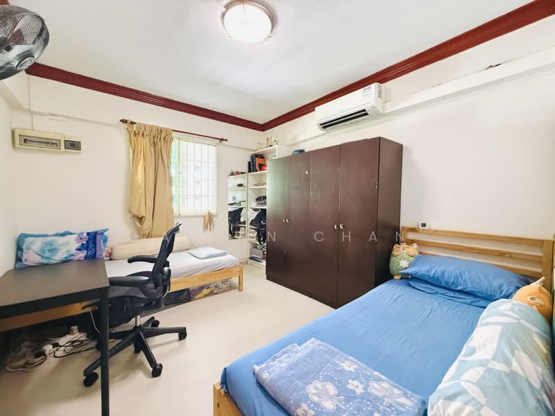 328 Ang Mo Kio Avenue 3, 328 Ang Mo Kio Avenue 3, 3 Bedrooms, 785 sqft, HDB Flat For Sale, by Hanson Chan, 500222313 - Bedroom - PropertyGuru.com.sg