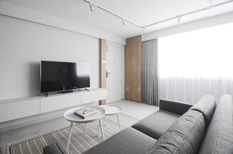 123 Bishan Street 12, 123 Bishan Street 12, 3 Bedrooms, 1,120 sqft, HDB Flat For Sale, by Eqsha Kaur, 500222327 - Living Room - PropertyGuru.com.sg