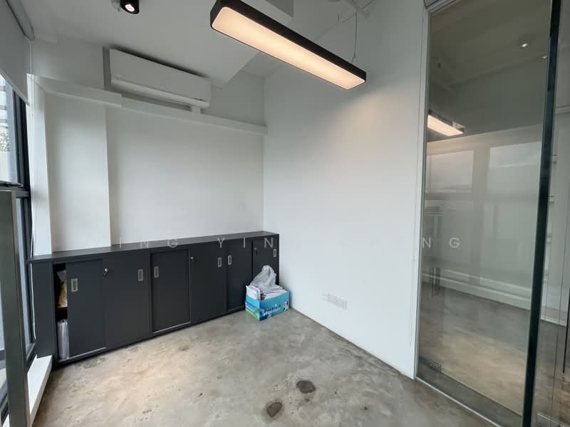 Trivex, 8 Burn Road, 1,722 sqft, Light Industrial (B1) For Sale, by Ying Ying Cheng, 500222328 - CommercialGuru.com.sg