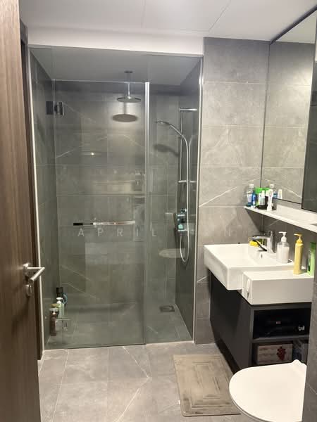 Riverfront Residences, 41 Hougang Avenue 7, 1 Bedroom, 463 sqft, Condominium For Sale, by April Tan, 500222333 - Bathroom - PropertyGuru.com.sg