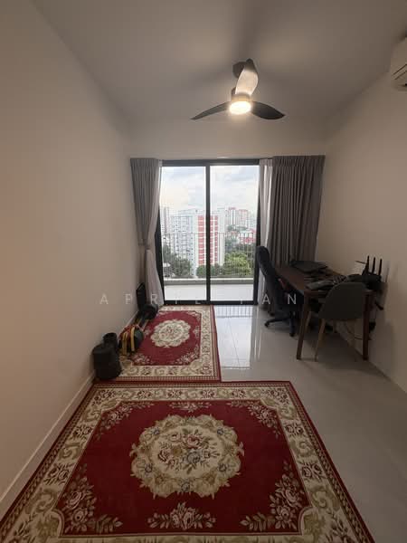 Riverfront Residences, 41 Hougang Avenue 7, 1 Bedroom, 463 sqft, Condominium For Sale, by April Tan, 500222333 - Living Room - PropertyGuru.com.sg