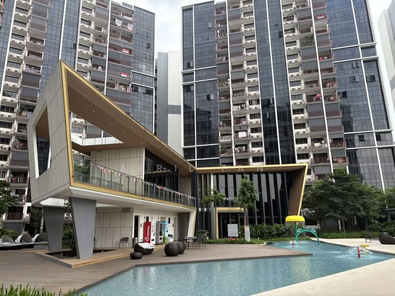 Riverfront Residences, 41 Hougang Avenue 7, 1 Bedroom, 463 sqft, Condominium For Sale, by April Tan, 500222333 - Exterior - PropertyGuru.com.sg