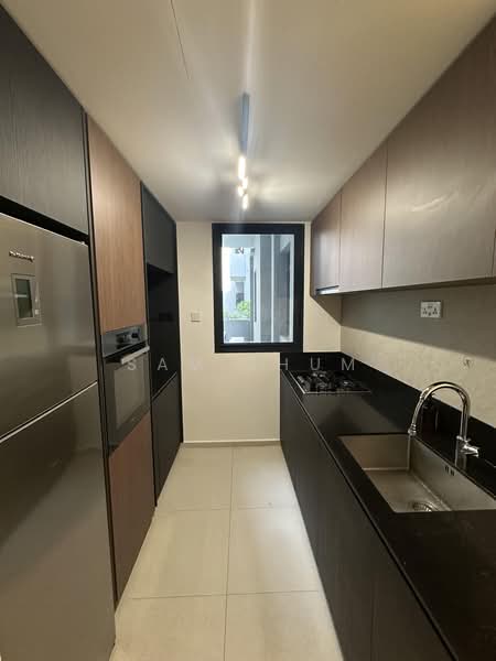 Royalgreen, 2 Anamalai Avenue, 3 Bedrooms, 990 sqft, Condominium For Rent, by Sam Shum, 500222334 - Kitchen - PropertyGuru.com.sg
