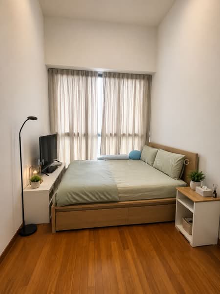 Spottiswoode 18, 18 Spottiswoode Park Road, 2 Bedrooms, 1,098 sqft, Condominium For Sale, by Emeline Cheng, 500222339 - Bedroom - PropertyGuru.com.sg