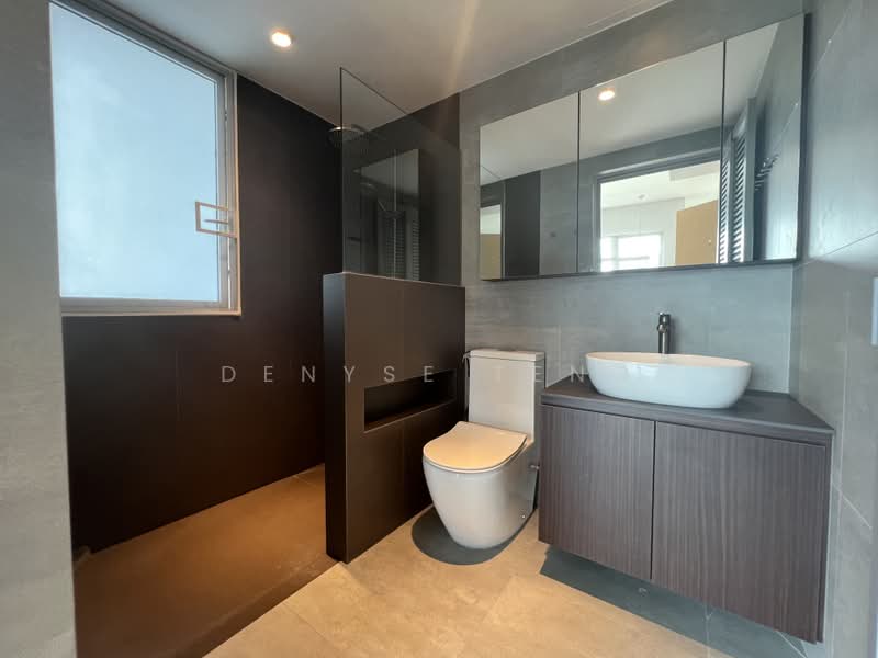 Waterview, 91 Tampines Avenue 1, 2 Bedrooms, 786 sqft, Condominium For Sale, by Denyse Teng, 500222341 - Bathroom - PropertyGuru.com.sg