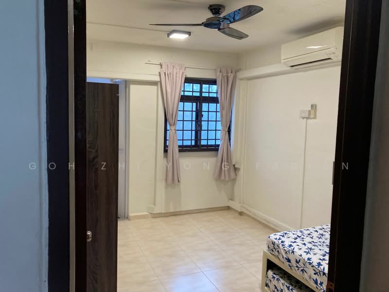 714 Clementi West Street 2, 714 Clementi West Street 2, Room Rental, 50 sqft, HDB Flat For Rent, by Goh Zhi Yong Fabian, 500222348 - Bedroom - PropertyGuru.com.sg