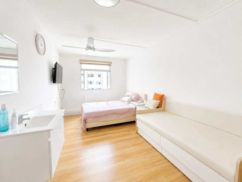 91 Lorong 3 Toa Payoh, 91 Lorong 3 Toa Payoh, 2 Bedrooms, 732 sqft, HDB Flat For Sale, by Tricia Arifin, 500222355 - Bedroom - PropertyGuru.com.sg