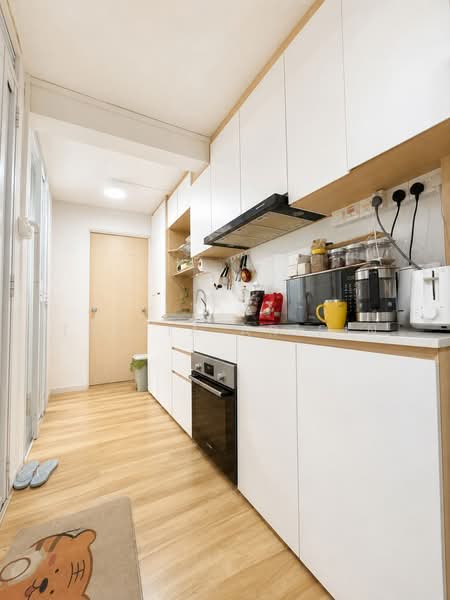91 Lorong 3 Toa Payoh, 91 Lorong 3 Toa Payoh, 2 Bedrooms, 732 sqft, HDB Flat For Sale, by Tricia Arifin, 500222355 - Kitchen - PropertyGuru.com.sg