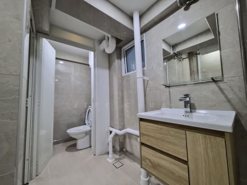 1 Everton Park, 1 Everton Park, 2 Bedrooms, 680 sqft, HDB Flat For Rent, by Jeff Chua, 500222360 - Bathroom - PropertyGuru.com.sg