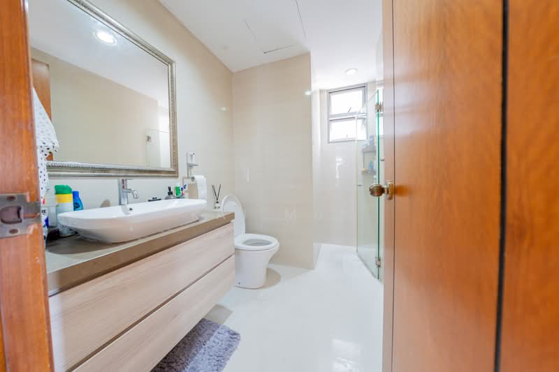 The Florida, 78 Hougang Avenue 7, 3 Bedrooms, 1,389 sqft, Condominium For Sale, by Kai Mun, 500222371 - Bathroom - PropertyGuru.com.sg