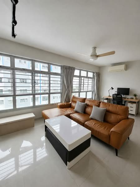 164A Rivervale Crescent, 164A Rivervale Crescent, 3 Bedrooms, 1,216 sqft, HDB Flat For Sale, by Lynn Lau, 500222378 - Living Room - PropertyGuru.com.sg