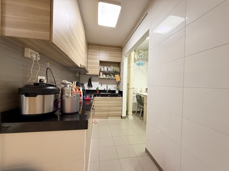 9 Joo Seng Road, 9 Joo Seng Road, 2 Bedrooms, 732 sqft, HDB Flat For Sale, by Summer Xia, 500222384 - Kitchen - PropertyGuru.com.sg