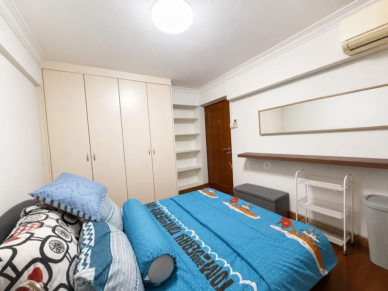 Prime Holland Drive | 3-Bedroom HDB | Near Holland Village MRT, Holland Drive, 3 Bedrooms, 635 sqft, HDB Flat For Rent, by Sandra Yeo, 500222387 - Master Bedroom - PropertyGuru.com.sg