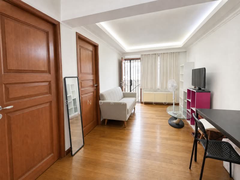 Prime Holland Drive | 3-Bedroom HDB | Near Holland Village MRT, Holland Drive, 3 Bedrooms, 635 sqft, HDB Flat For Rent, by Sandra Yeo, 500222387 - Living Room - PropertyGuru.com.sg