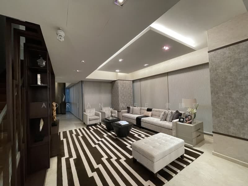 One Shenton, 1 Shenton Way, 4 Bedrooms, 5,350 sqft, Condominium For Sale, by Adrian Wee 黄國强, 500222393 - Living Room - PropertyGuru.com.sg