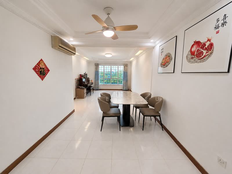 Melville Park, 18 Simei Street 1, 2 Bedrooms, 936 sqft, Apartment For Sale, by Jeffrey Zeus, 500222398 - Living Room - PropertyGuru.com.sg