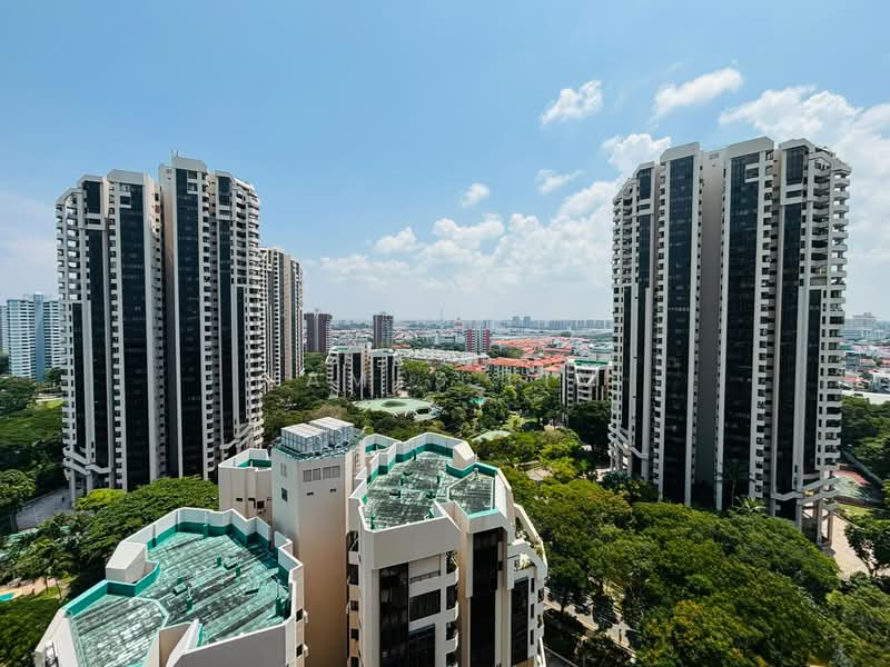 Bayshore Park, 66 Bayshore Road, 2 Bedrooms, 936 sqft, Condominium For Sale, by James Lim, 500222399 - Exterior - PropertyGuru.com.sg