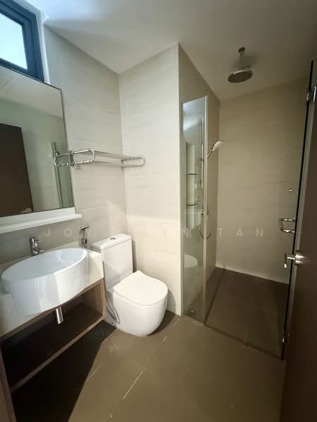 Sundance Vista, 111 Koon Seng Road, 1 Bedroom, 487 sqft, Condominium For Rent, by Joycelyn Tan, 500222404 - Bathroom - PropertyGuru.com.sg