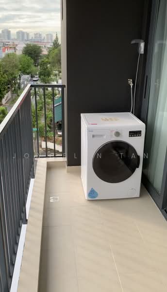 Sundance Vista, 111 Koon Seng Road, 1 Bedroom, 487 sqft, Condominium For Rent, by Joycelyn Tan, 500222404 - Balcony - PropertyGuru.com.sg