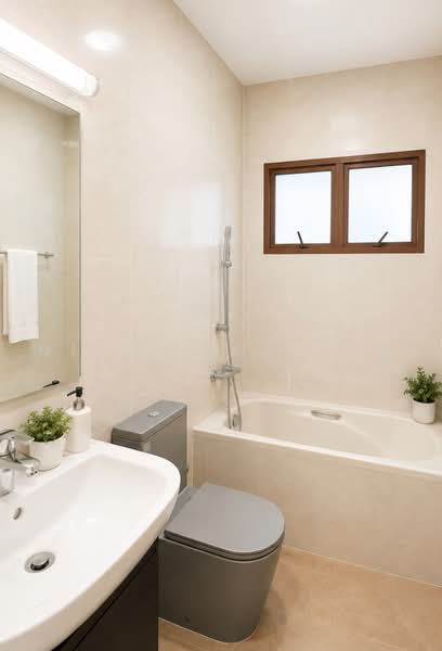 Seraya Breeze, 3 Seraya Road, 4 Bedrooms, 1,281 sqft, Apartment For Sale, by Nicholas Lim, 500222405 - Bathroom - PropertyGuru.com.sg
