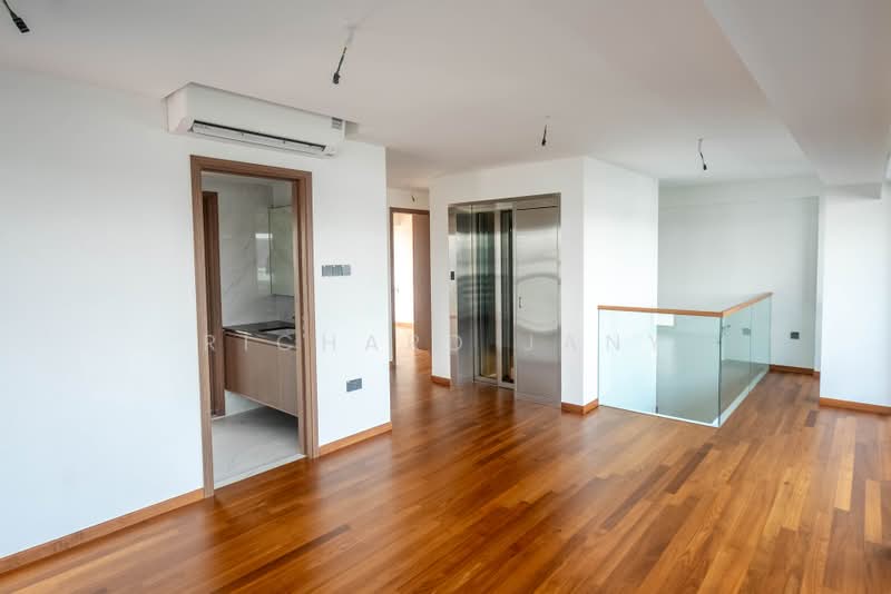 Brockhampton Drive, Brockhampton Drive, Hougang / Punggol / Sengkang, 6 Bedrooms, 7,460 sqft, Semi-Detached House For Sale, by Richard Jany, 500222414 - Interior - PropertyGuru.com.sg