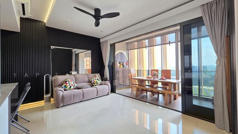 Midwood, 10 Hillview Rise, 4 Bedrooms, 1,259 sqft, Condominium For Sale, by Yap Tan Sing (Dylan) 叶谭信, 500222433 - Living/Dining Area - PropertyGuru.com.sg