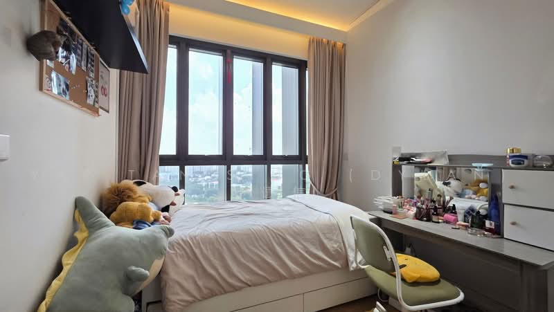 Midwood, 10 Hillview Rise, 4 Bedrooms, 1,259 sqft, Condominium For Sale, by Yap Tan Sing (Dylan) 叶谭信, 500222433 - Bedroom - PropertyGuru.com.sg