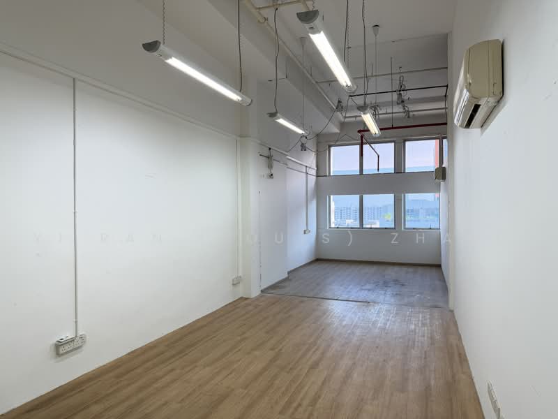 Unity Centre, 51 Bukit Batok Crescent, 500 sqft, Light Industrial (B1) For Rent, by Yi Ran (Louis) Zhang, 500222438 - Interior - CommercialGuru.com.sg