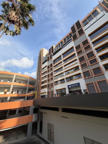 Unity Centre, 51 Bukit Batok Crescent, 500 sqft, Light Industrial (B1) For Rent, by Yi Ran (Louis) Zhang, 500222438 - Exterior - CommercialGuru.com.sg