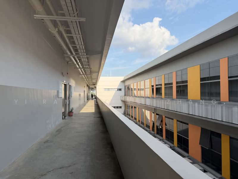 Unity Centre, 51 Bukit Batok Crescent, 500 sqft, Light Industrial (B1) For Rent, by Yi Ran (Louis) Zhang, 500222438 - CommercialGuru.com.sg